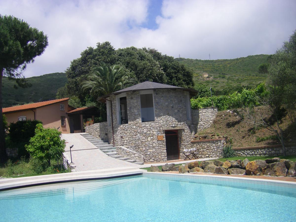 Aparthotel La Chiusa Di Rio Rio dellʼElba Zewnętrze zdjęcie
