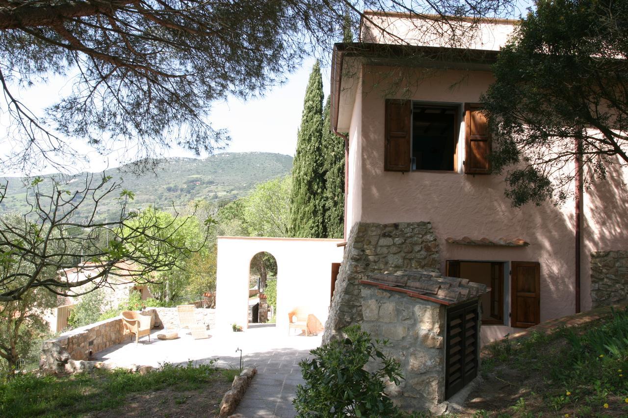 Aparthotel La Chiusa Di Rio Rio dellʼElba Zewnętrze zdjęcie